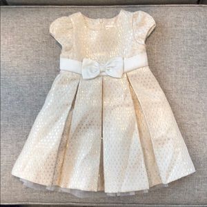 🔥BOGO 50%🔥 Gymboree 2T Gold Dress